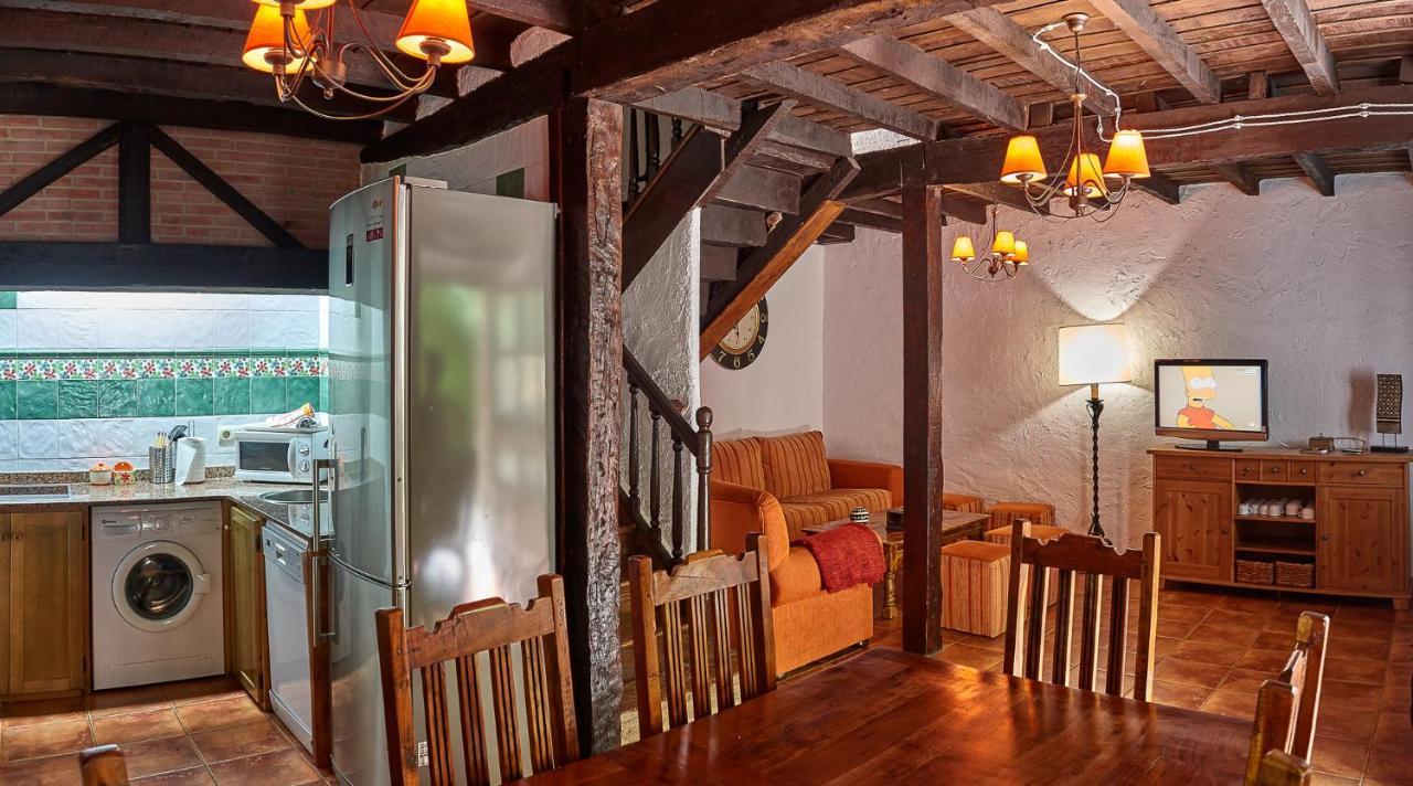 Casas Rurales La Tahona De Besnes Guest House Alles Room photo