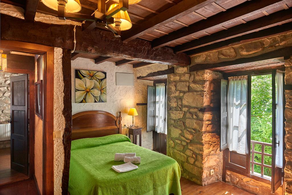 Casas Rurales La Tahona De Besnes Guest House Alles Exterior photo